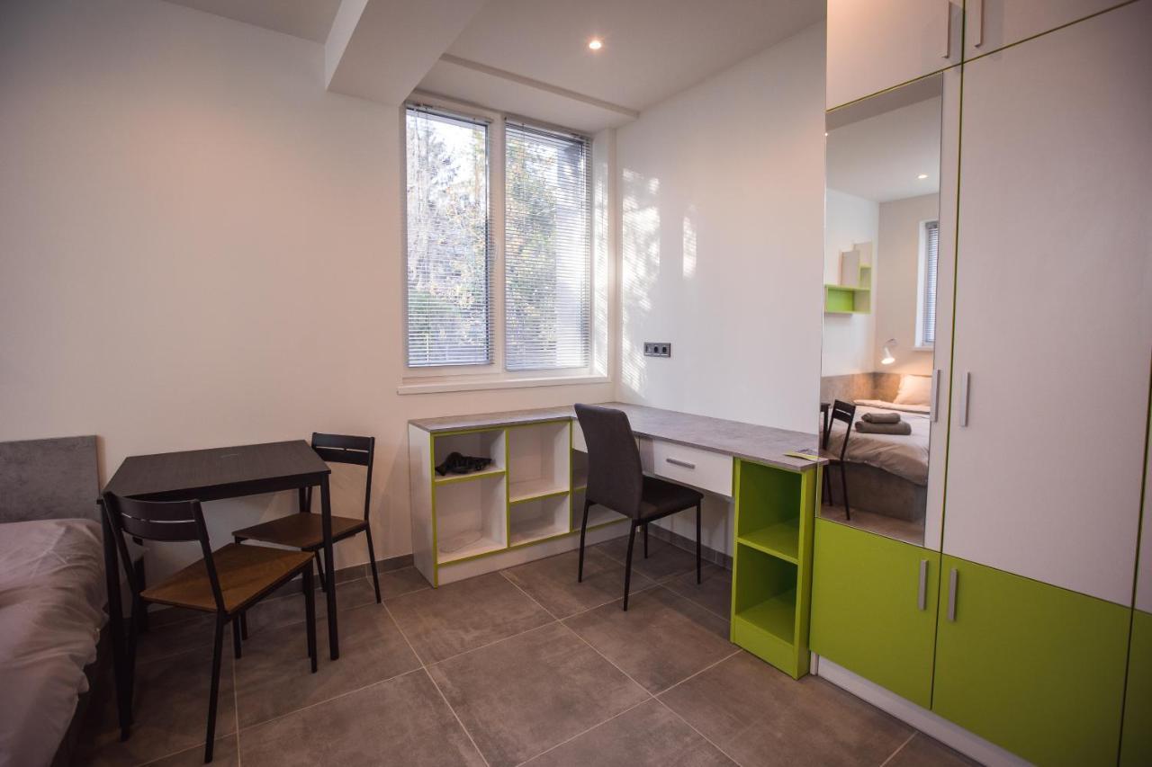 Dorm Bg Pet-Friendly Aparthotel Стара Загора Екстериор снимка