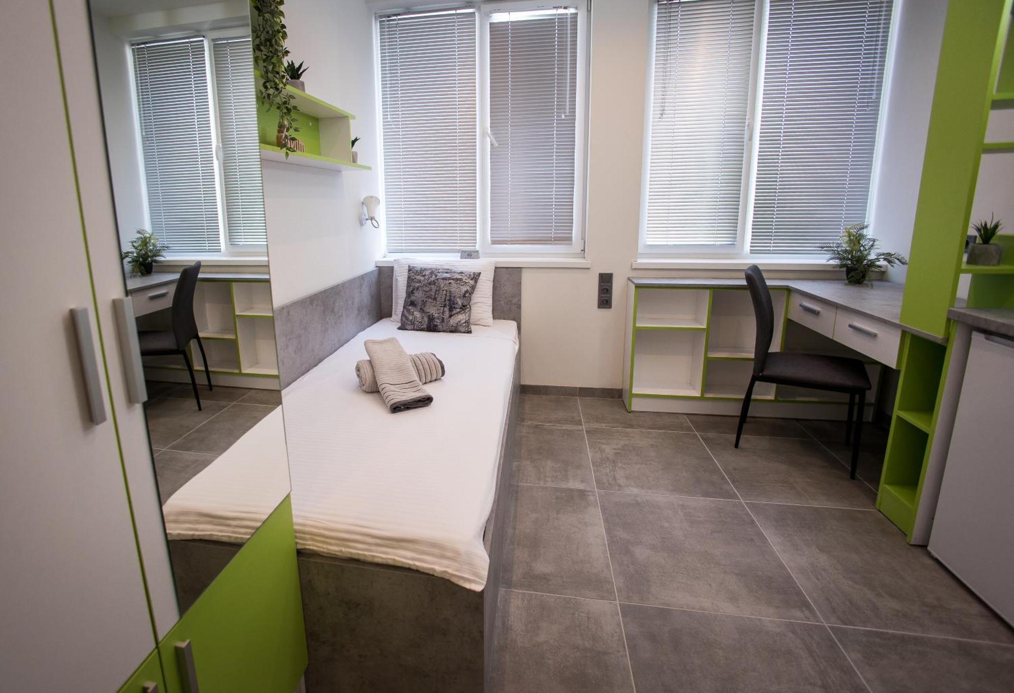 Dorm Bg Pet-Friendly Aparthotel Стара Загора Екстериор снимка